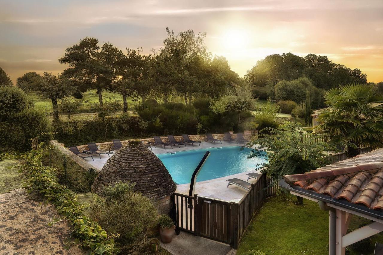 Hotel Le Mas de Castel - Piscine chauffee Sarlat Esterno foto