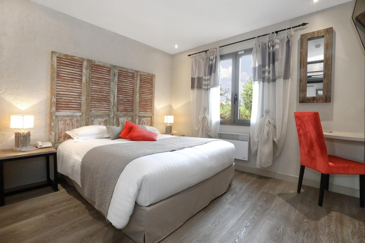 Hotel Le Mas de Castel - Piscine chauffee Sarlat Esterno foto
